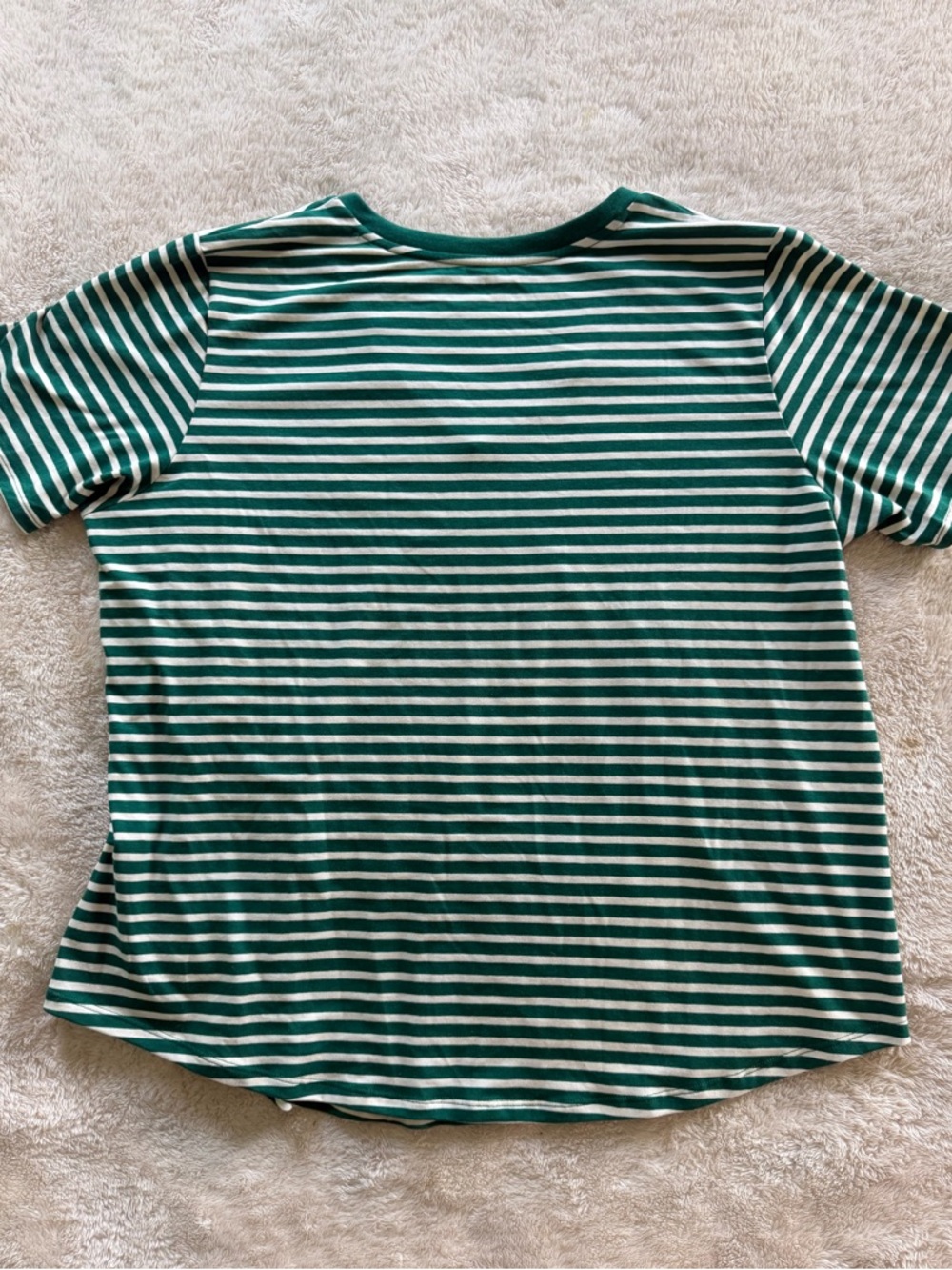 NWT Universal Standard V Rex Softest Tee in Aventurine/Ecru Stripe sz M 18/20 - Picture 9 of 11